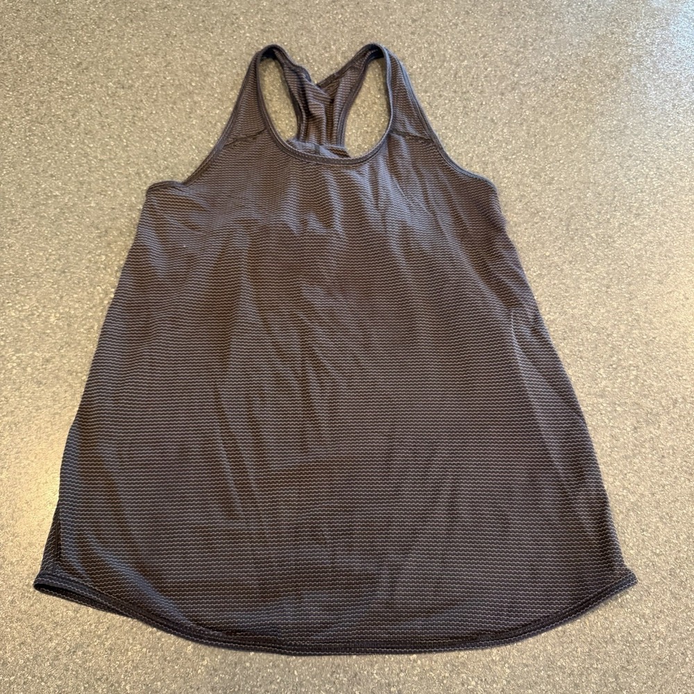 Lululemon Essential Tank Pleated Black Women's 6/M Racerback Relaxed Lightweight